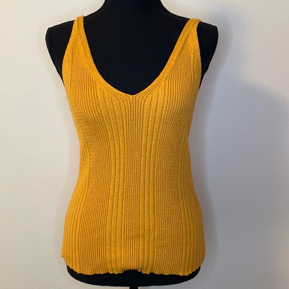 Anthropologie Knit V-Neck Tank in Gold - Picture 2 of 6